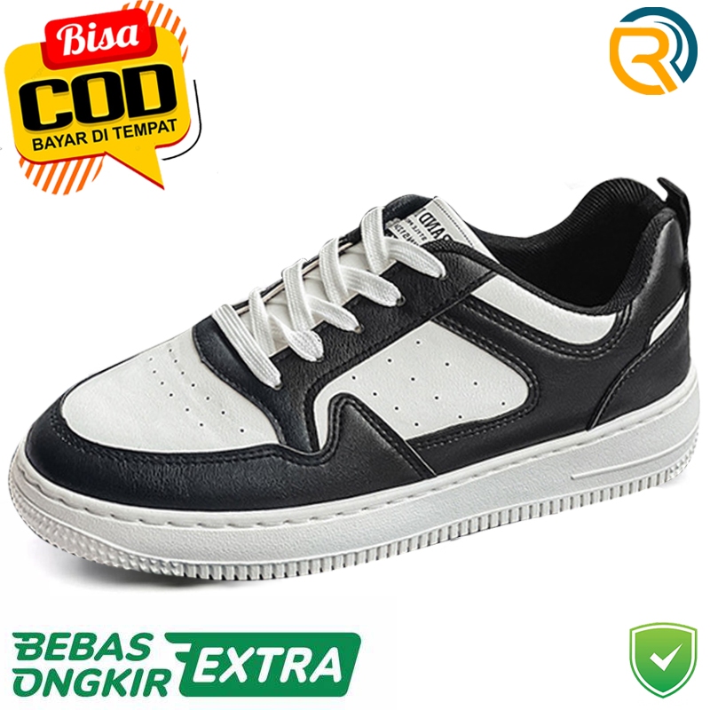 Sepatu Keren Sneakers Pria Hitam Putih Polos