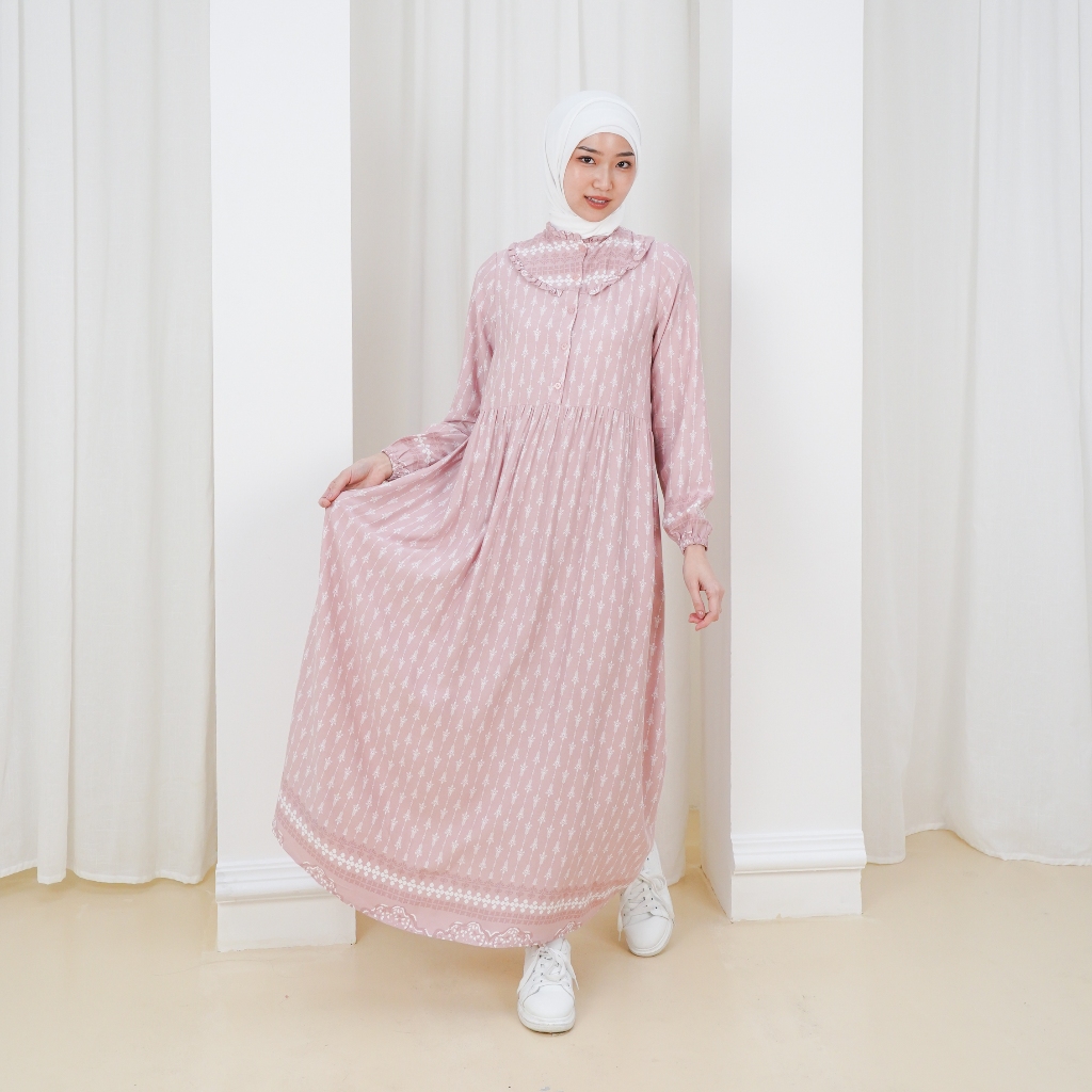 ULTRAVIOLET Berlin Maxi Dress 074 (2 Warna) - Baju Terusan Maxi Gamis Wanita Kasual Hijaber Lebaran