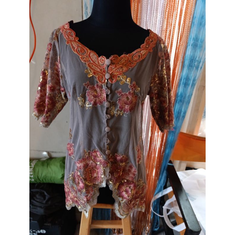 kebaya modern sabrina