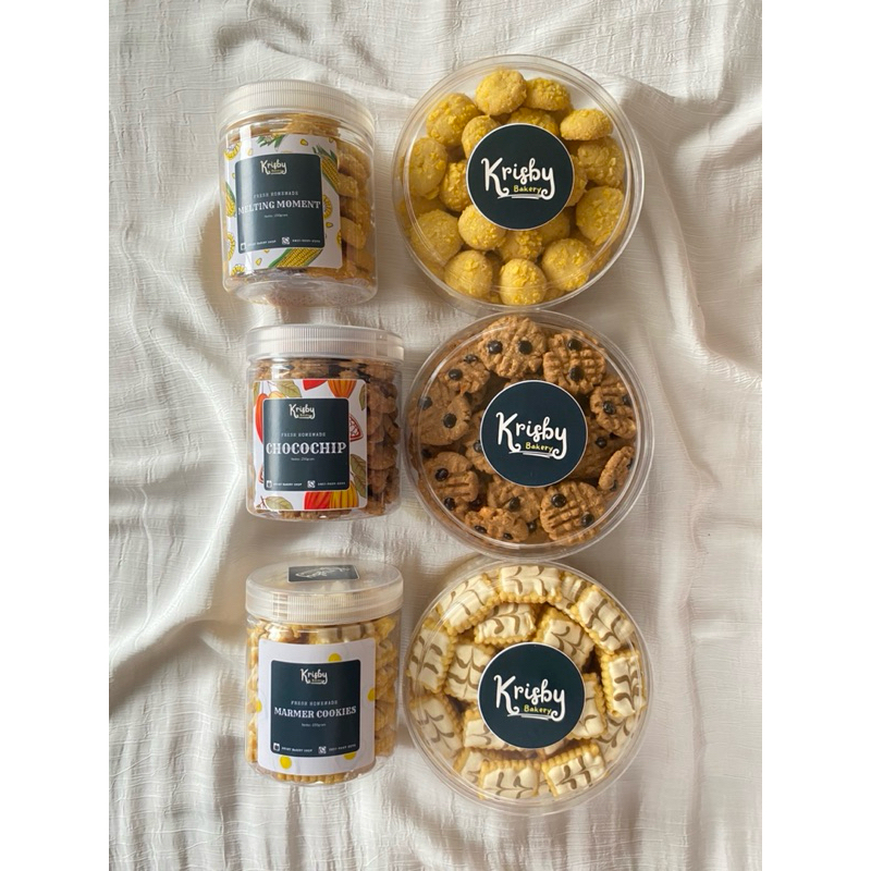 

[TESTER] PUTRI SALJU/ NASTAR/ CHOCOCHIP/ MARMER/ MELTING MOMENT/ SEMPRIT KELAPA/ SEMPRIT KAMPUNG