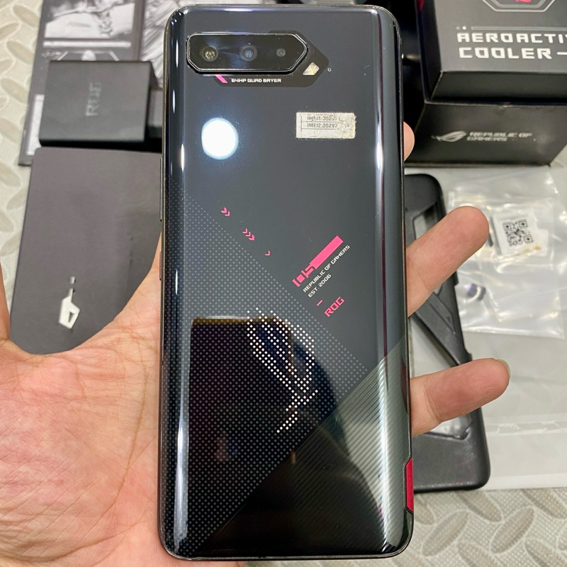 asus ROG 5s ram 8 / 128 resmi fullset original lcd retak