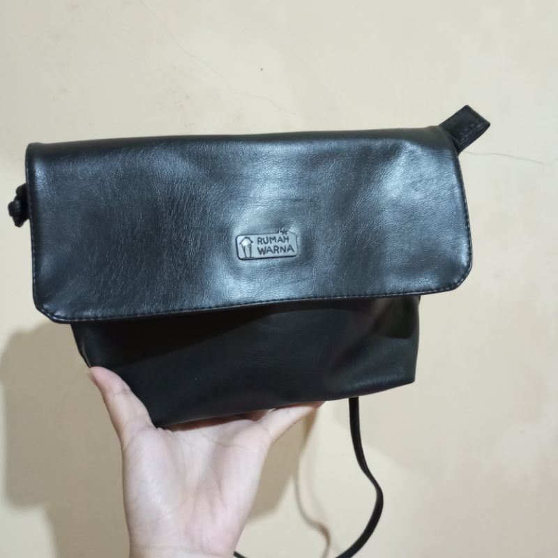(PRELOVED) Sling bag rumah warna