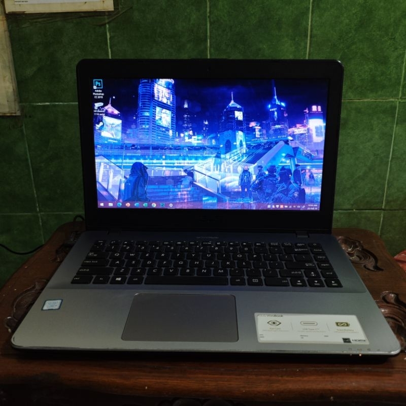 ASUS A442UQ i5 8250U NVIDIA 940MX RAM 8GB SSD 1TB