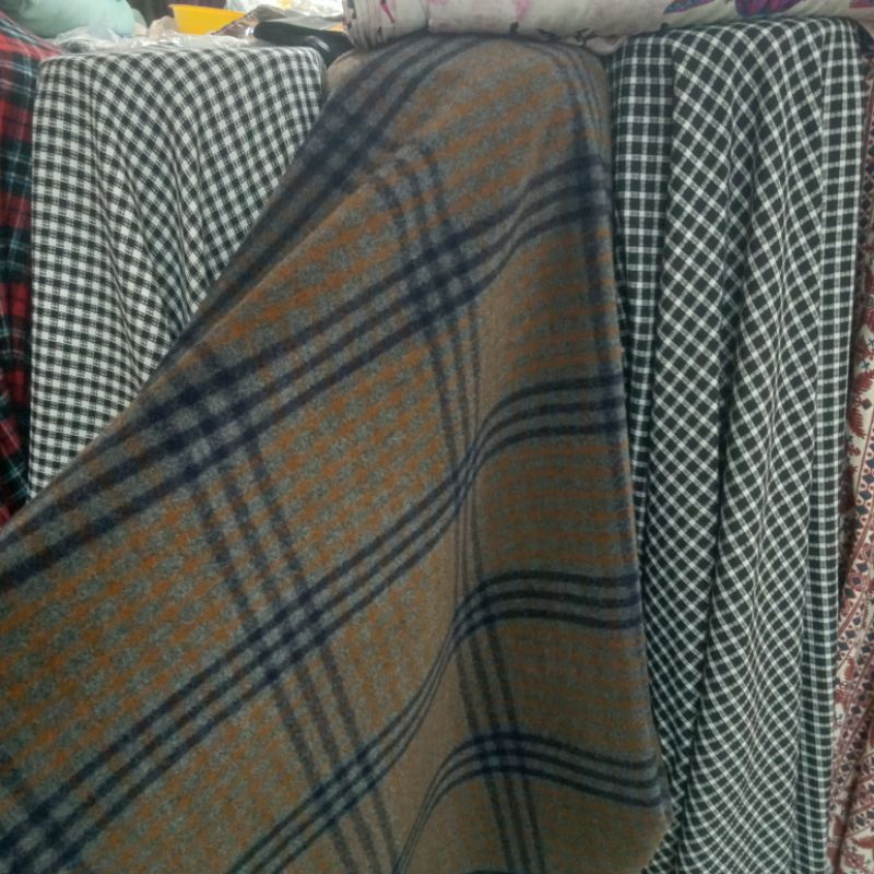 Bahan kain semi wool premium kain semi wool import motif kotak