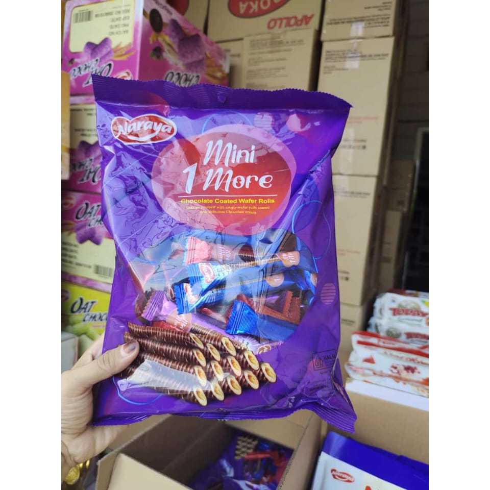 

Snack Brand NARAYA Mini 1 More Chocolate Coated Wafer Rolls/Astor Mini