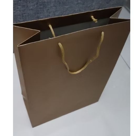 

Paper bag GOLD Buku Mewah duplex tebal isi 12pcs