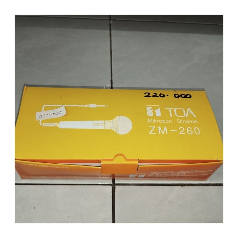 Toa mikrofon merek toa
