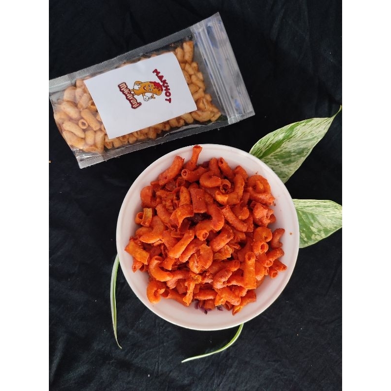 

makaroni hot pedas nikmat dengan bumbu yang melimpah extra pedas ready cuman 100gr ya say