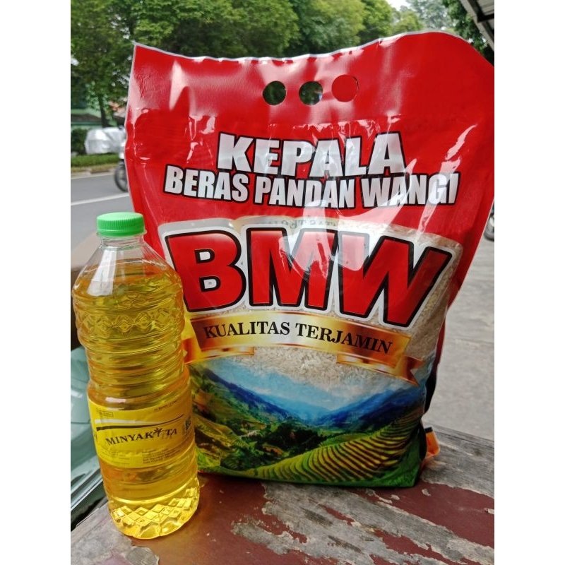 

Paketan Beras Bmw 3,5 kg + Minyak 900 ml