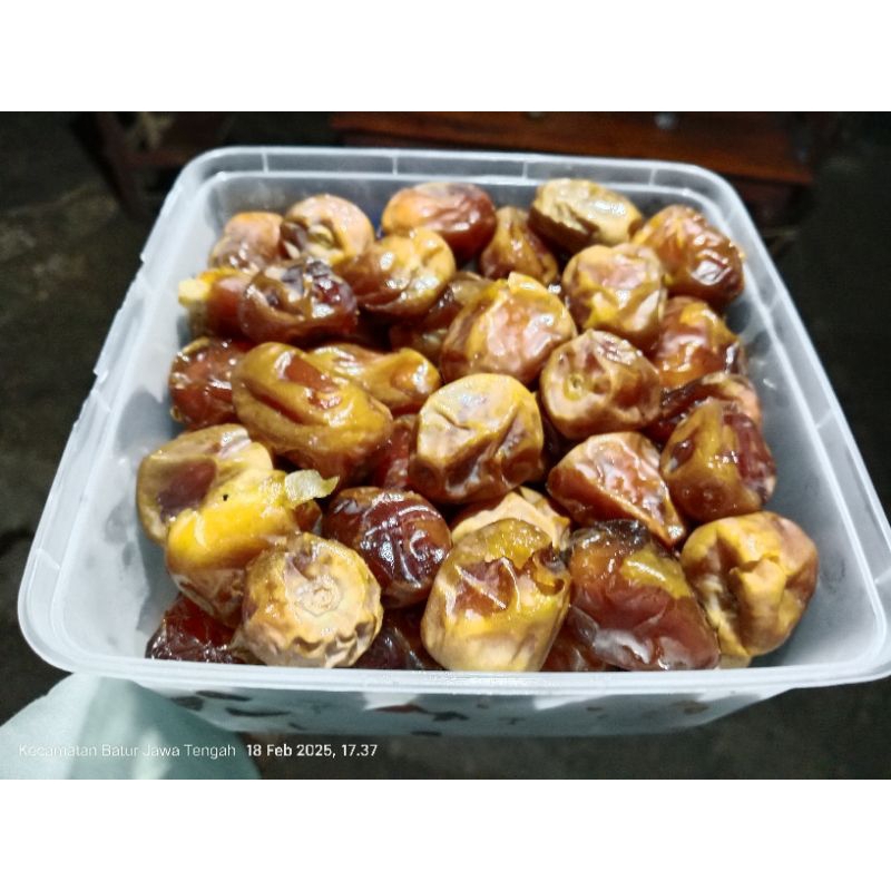 

kurma golden sukari tunisia