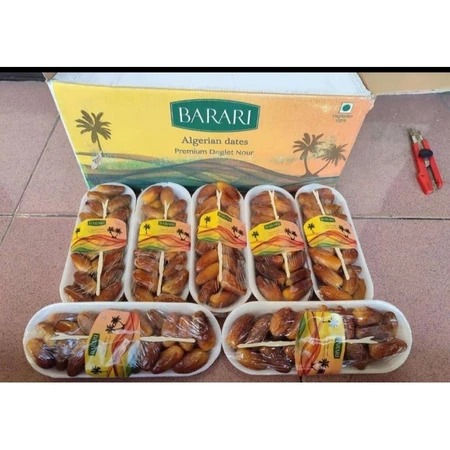 

KURMA BARARI TANGKAI 250 GR / BARARI Algeria Kurma Aljazair Madu 250gr