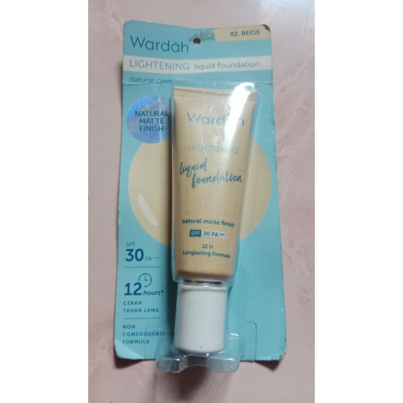 Wardah Lightening Foundation