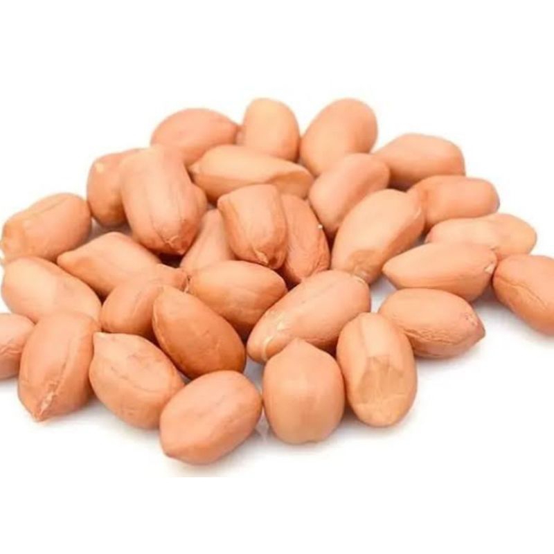 

Kacang tanah sudah di kupas