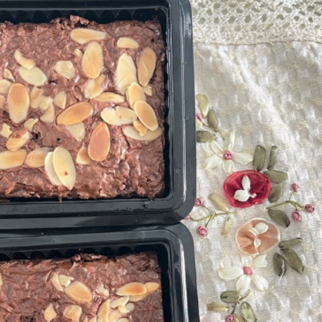 

brownies by ronarasa, ukuran 30cm ~