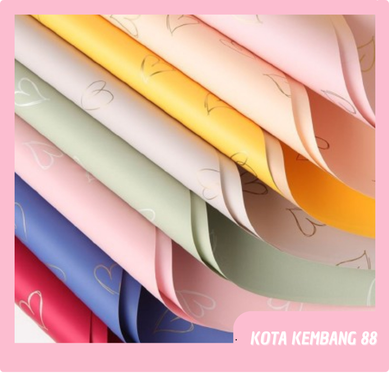 

Flower Wrapping Paper Love Korean Cellophane Kertas Bunga Buket Motif Love Garis KB068
