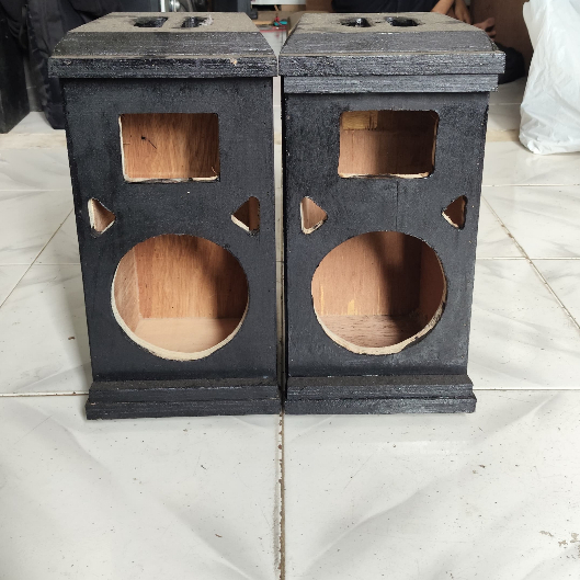 BOX SPEAKER MIDDLE 6 INCH 18MM MODEL LINE ARRAY