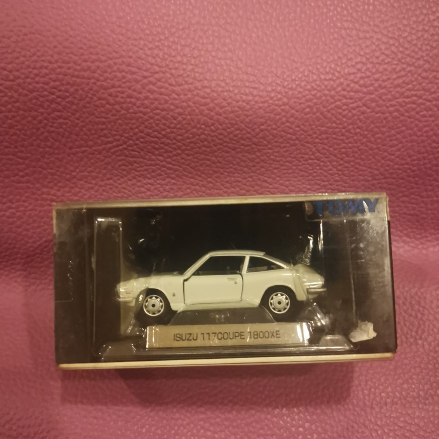 Tomica Limited Isuzu 117coupe 1800xe 117 TL 0014 no 14