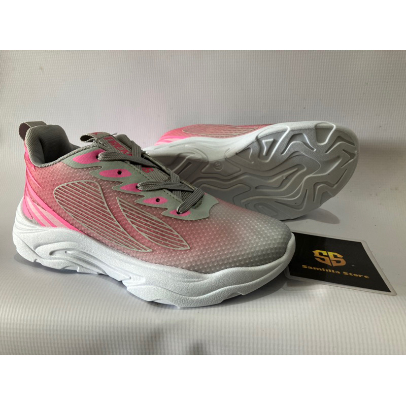 Trekkers Vixen Sepatu Sports Olahraga Wanita Terbaru Magenta