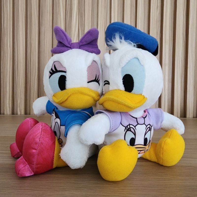BONEKA DONALD DAISY MAGNET