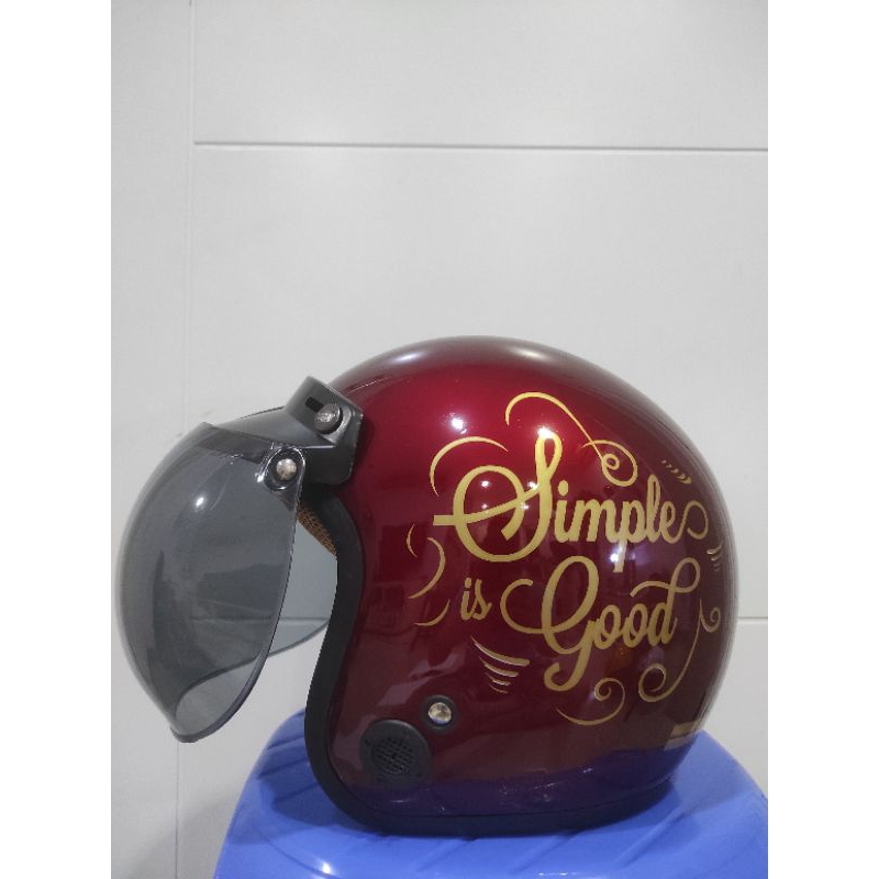 Helm motif simpel is good untuk wanita hijab dan pria dewasa sudah SNI