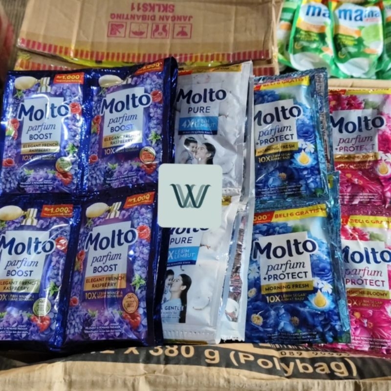 MOLTO PEWANGI PAKAIAN SACHET 1 RENTENG ISI 14
