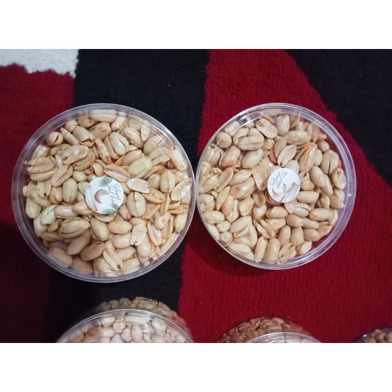 

kacang bawang goreng renyah dan gurih 250gram