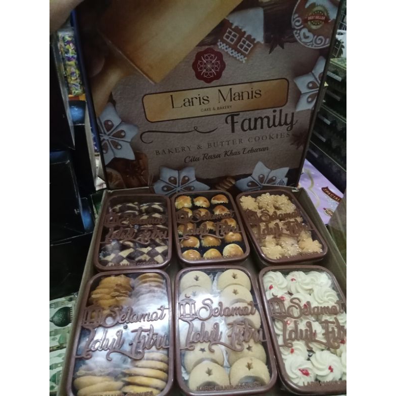 

paket Hampers lebaran idul Fitri ramadhan KUE KERING ENAK isian 6macam kue enak