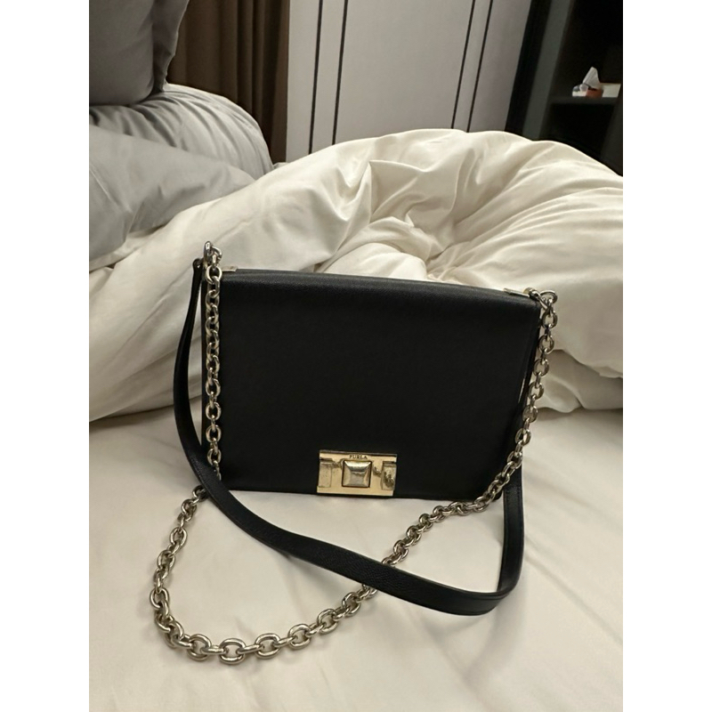 100% authentic furla bag sling bag furla jual rugi preloved second