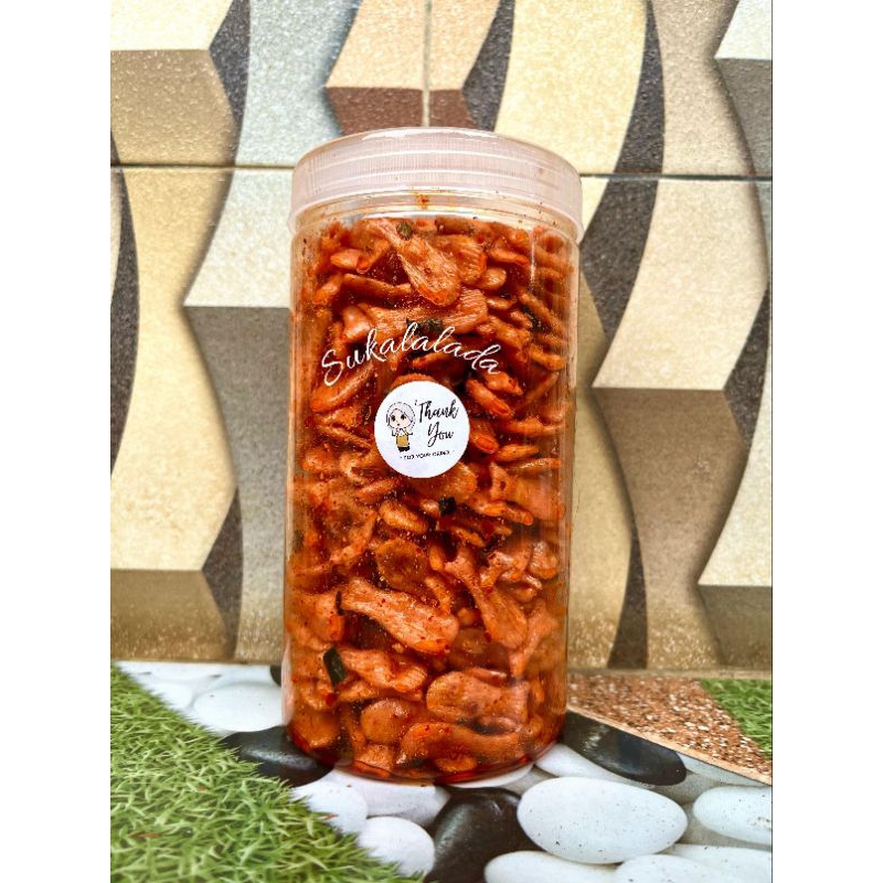 

Kemasan toples sebring kerupuk ikan pedas daun jeruk 1000ml