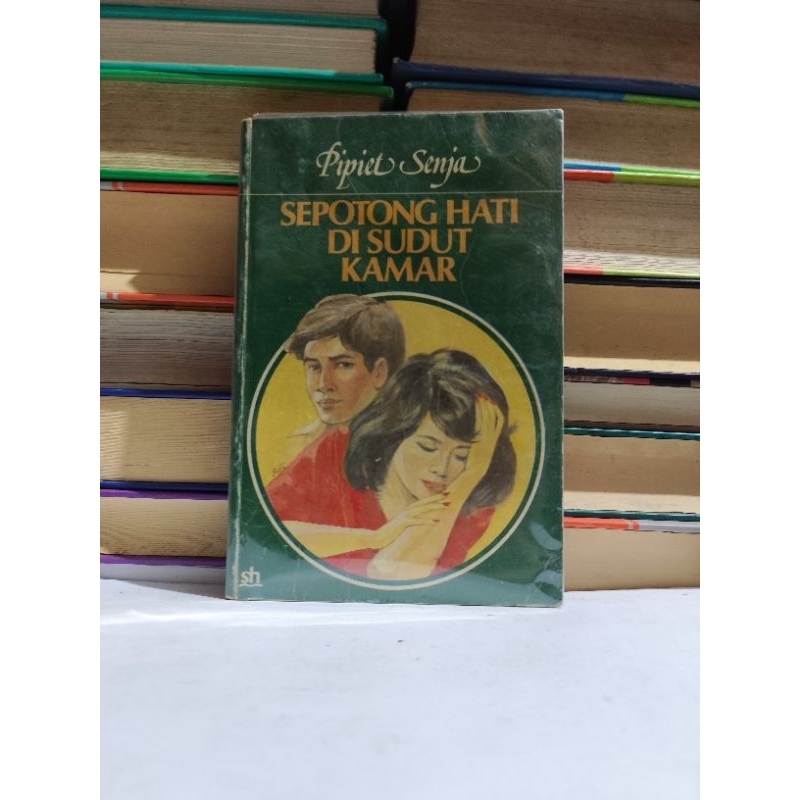 SEPOTONG DI SUDUT KAMAR - PIPIET SENJA