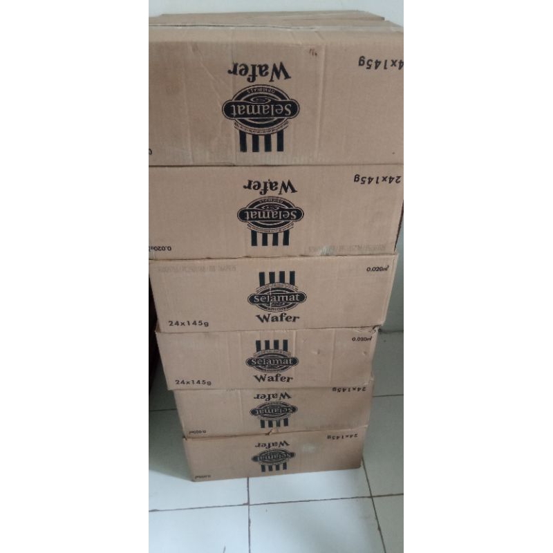 

Selamat Wafer Double Chocolate 145 Gram 1 Dus 24pcs