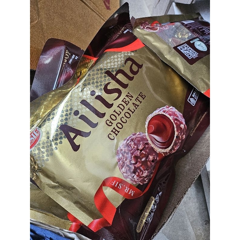 Ailisha Cokelat