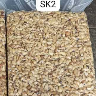 

Kacang Mede Mentah Mete Bintik SK2 1 Kg