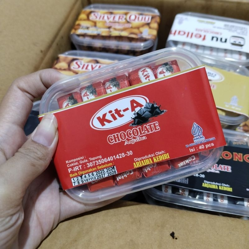 

Cokelat Cube KIT-A / Cokelat Dadu / Cokelat Viral Isi 40 Pcs