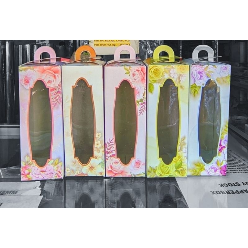 

S ( S51 ) BOX KARTON UNTUK SOUVENIR