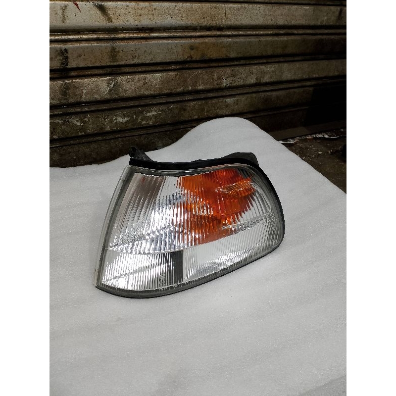 lampu sein kabut Toyota kijang kapsul tahun 2000-2001 original copotan kiri Lh