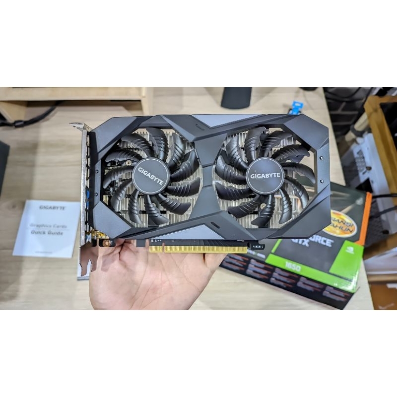 GIGABYTE GeForce GTX 1650 OC 4GB GDDR5 Non Pin Suhu Adem LikeNew OkeJoss