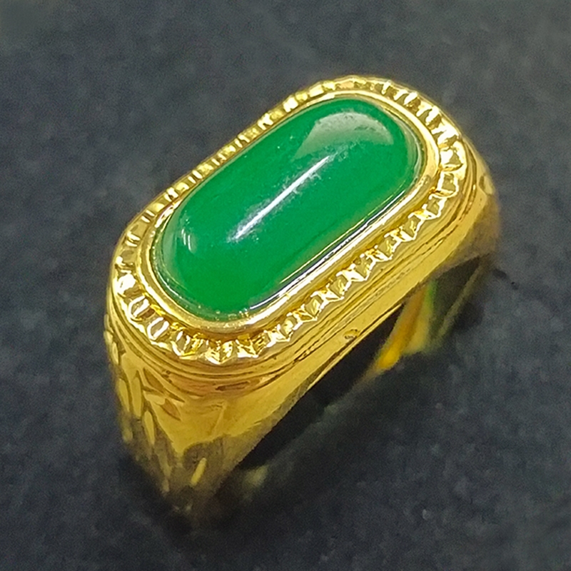 Cincin pria berdesain modern dari emas pasir Vietnam dengan desain pembukaan seperti giok yang dapat