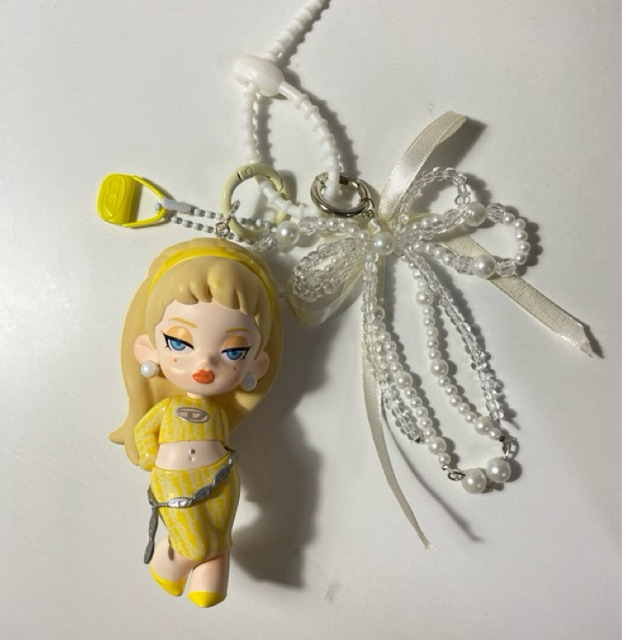 Ganci Figure Diesel x Dolores -original