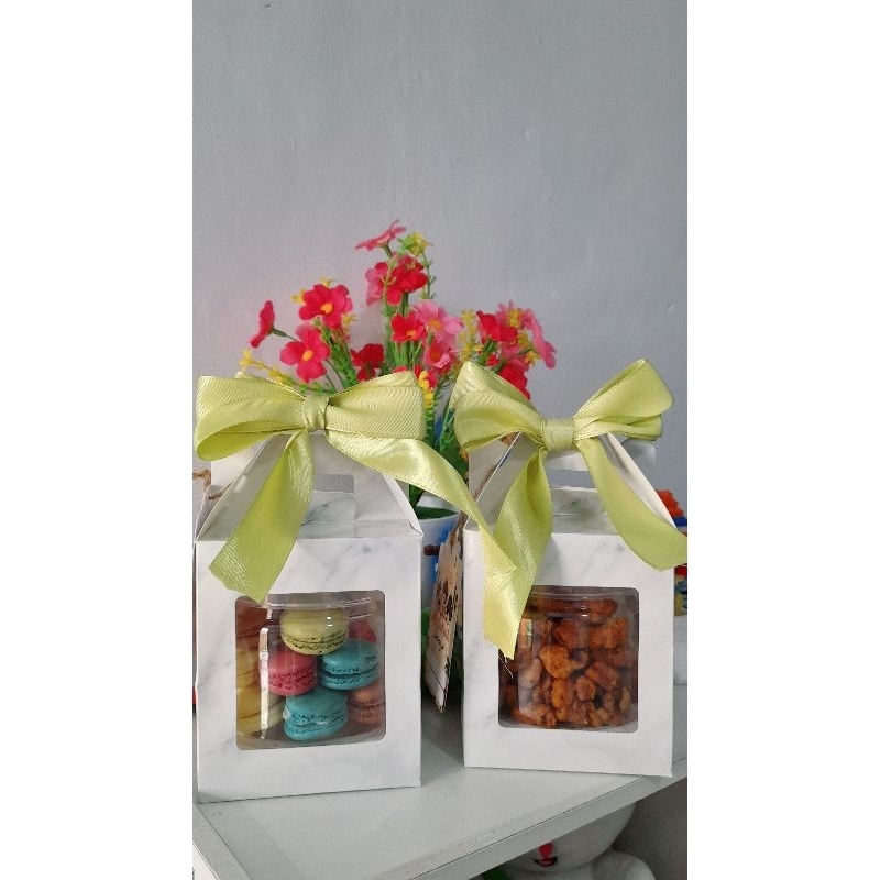 

Hampers Lebaran *include pita+hangtag*