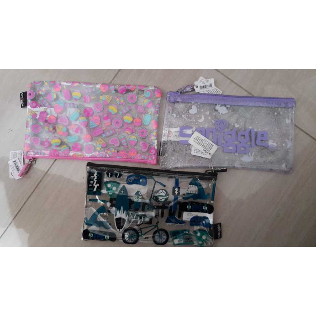 

SMIGGLE SEE ME PENCIL CASE - TEMPAT PENSIL SMIGGLE