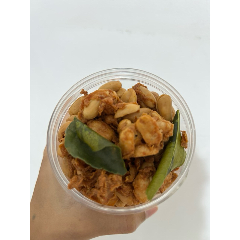 

Kacang Bangkok Super