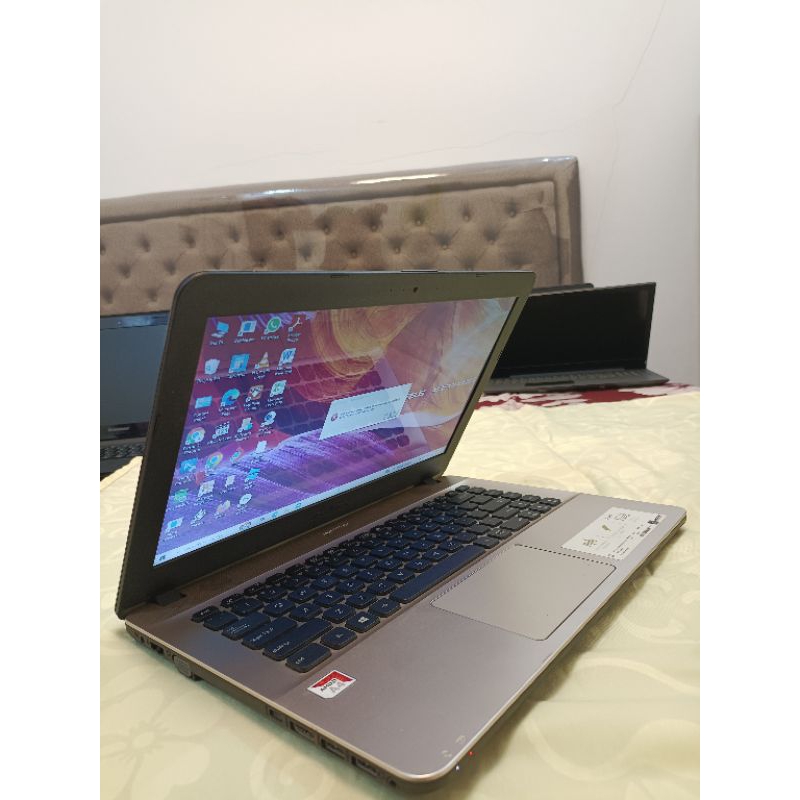 LAPTOP 14" ASUS X441BA AMD A4 9125 R3 SECOND LIKE NEW COCOK BUAT KERJA