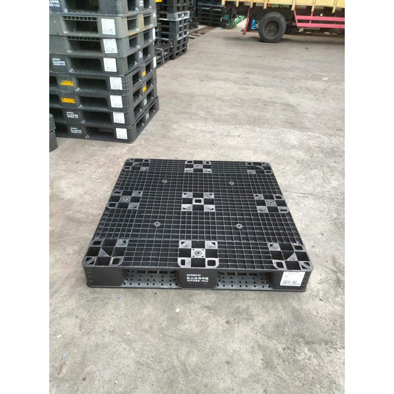 

palet plastik oci bekas 110x110x15