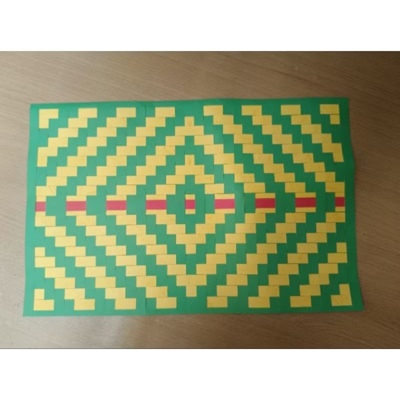Tugas Prakarya Sekolah (ANYAMAN KERTAS)