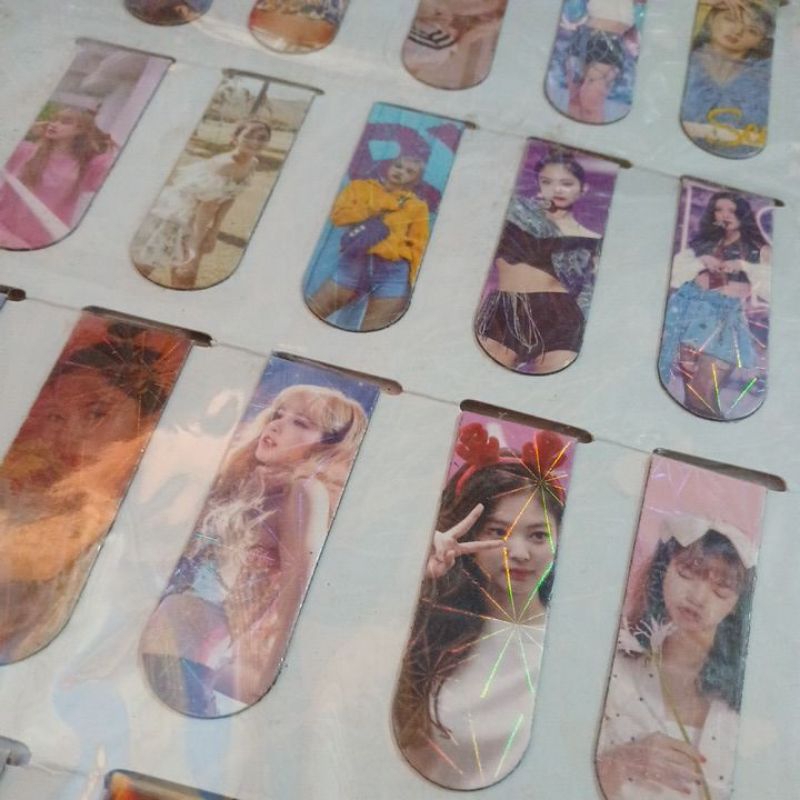 

Pembatas Buku Blackpink OBRAL Bookmark Pembatas Buku Magnet KPOP