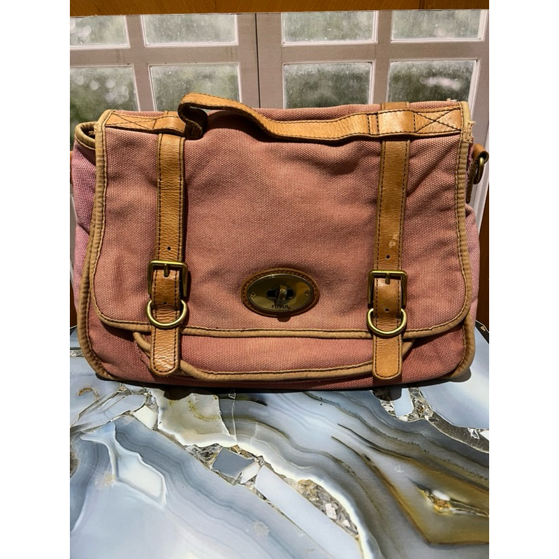 ocil sling messenger