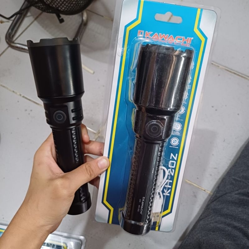 Senter kawachi 20watt bisa zoon in out KH20Z