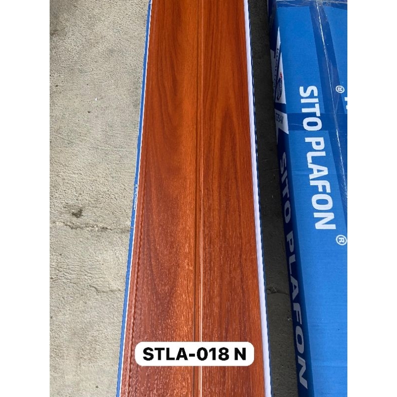 PLAFON PVC SERAT KAYU DOFF STLA 018N