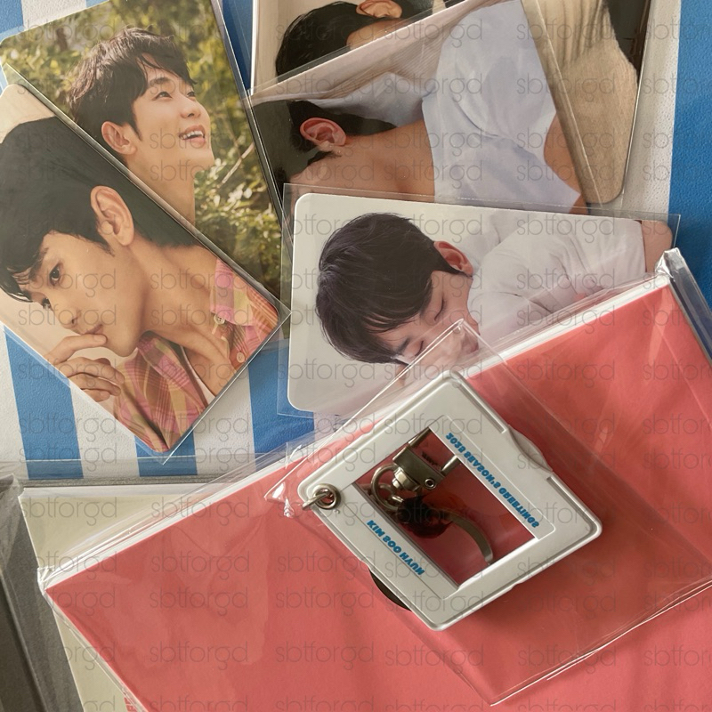 [Sharing] Kim Soohyun Soo Hyun 2025 Season’s Greetings Official Sealed